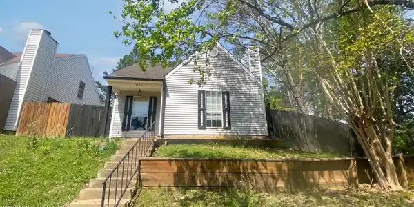 7026 Copper Cove