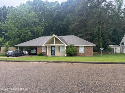 3927 Lost Lake Circle