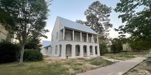 128 Florida Boulevard W