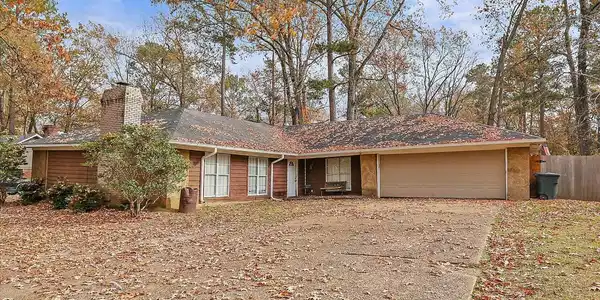 106 Poplar Dr Drive