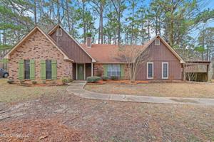 615 Camelia Trail