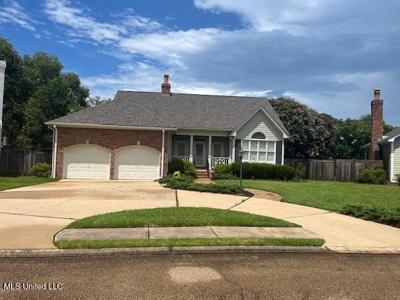 106 Baytowne Square