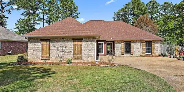 525 Pelahatchie Shore Drive