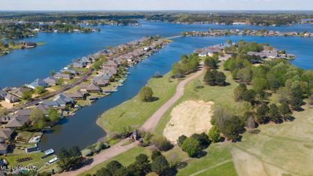 Caroline Pointe Lot 1413 Boulevard