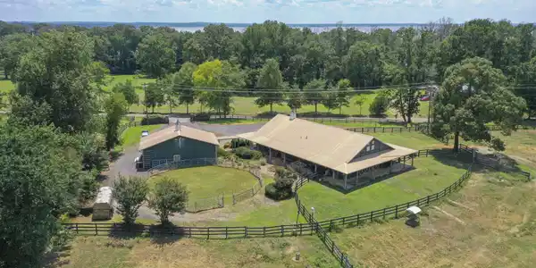 416 Twelve Oaks Trace