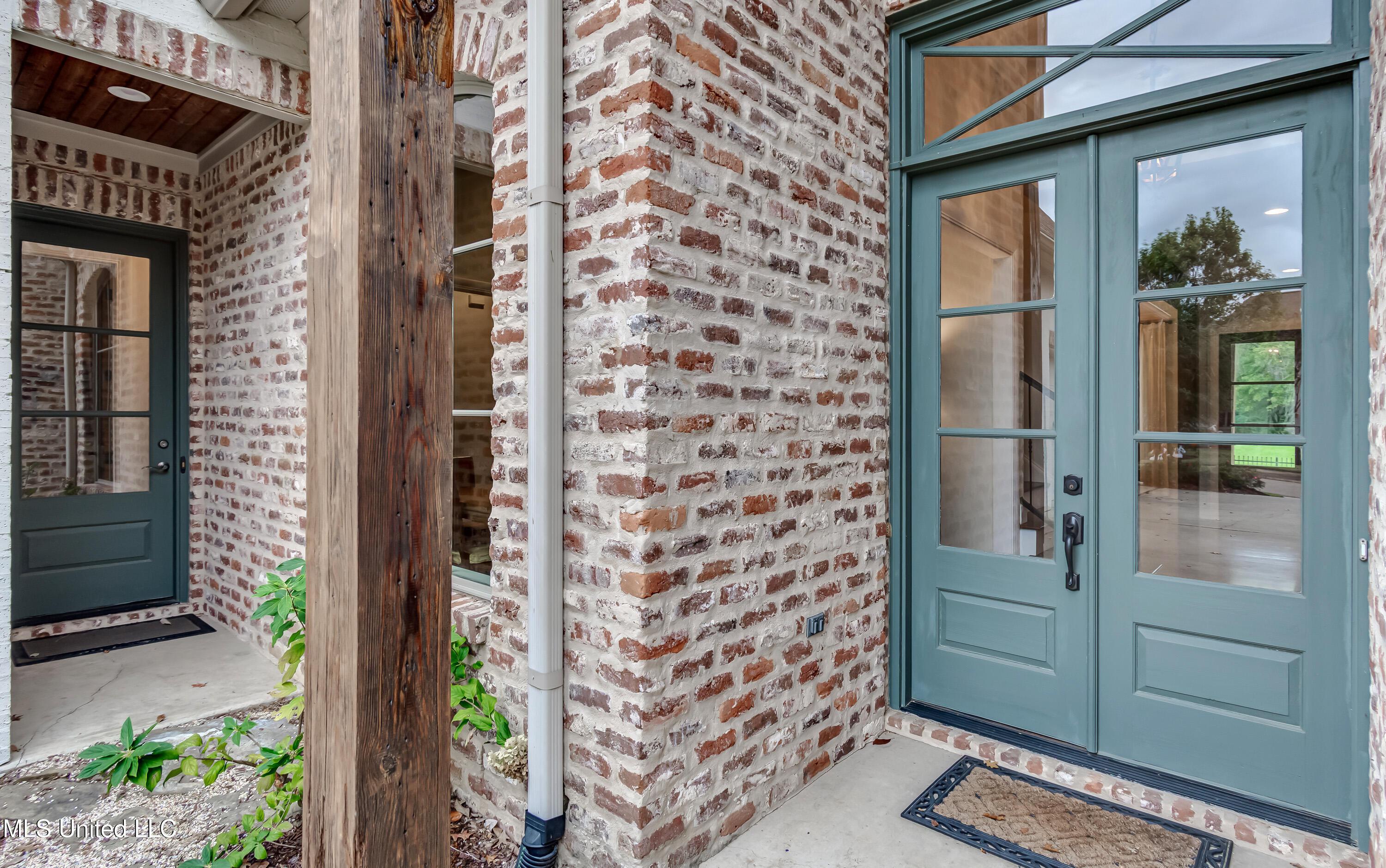 Image 4: 110 Bristol Lane-73