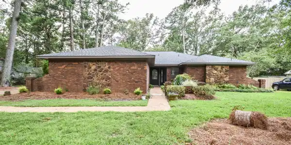 109 Camelia Drive