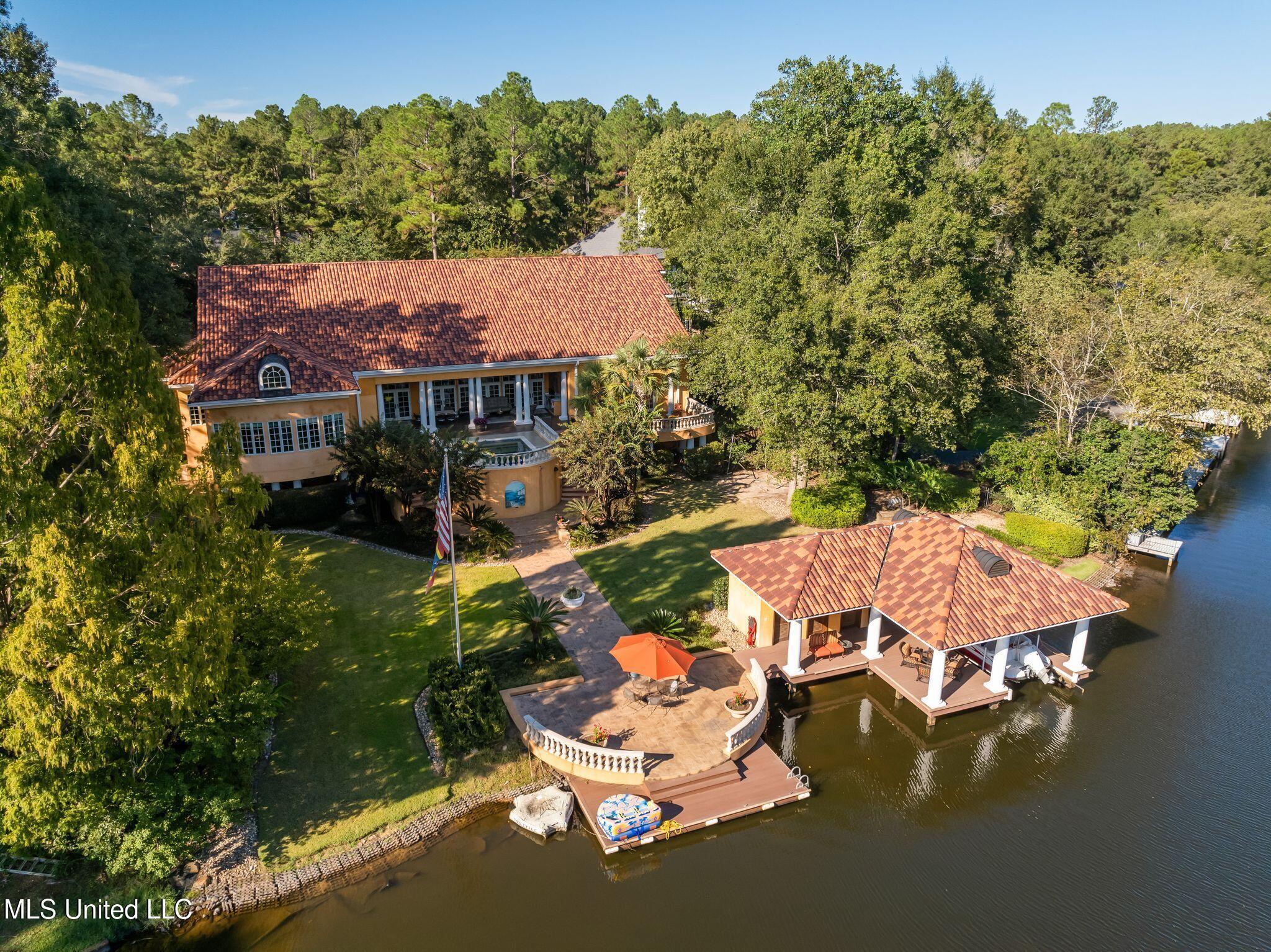 Image 3: 16_Chandeleur_Point-145