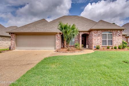 272 Hidden Hills Parkway