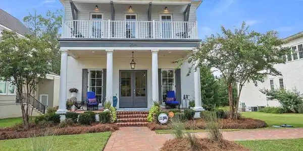204 N Natchez Drive