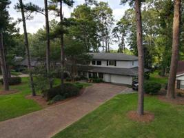 504 FOREST POINT DR
