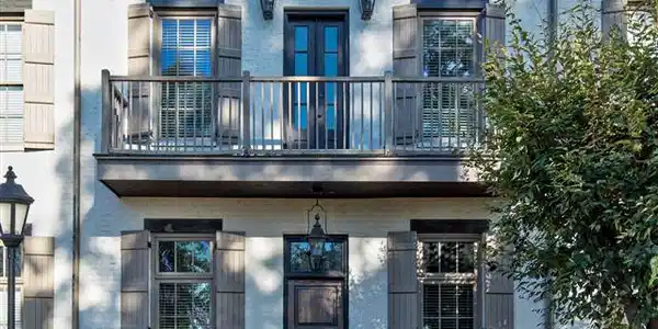 220 NORTH NATCHEZ DR