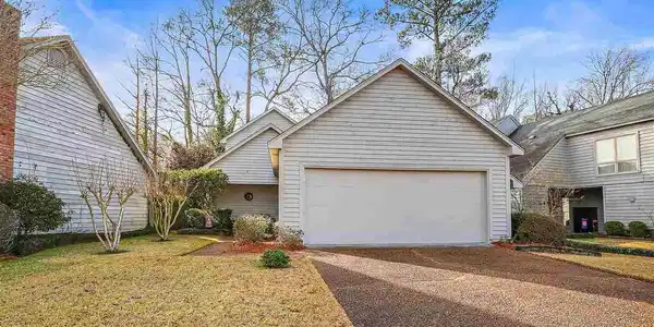 110 E WATERWOOD