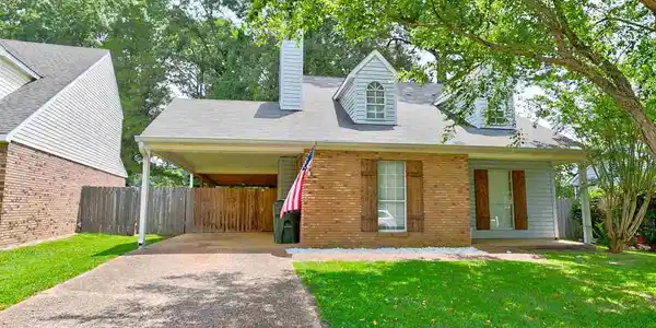 118 HALEY CREEK DR