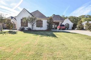 232 ARBOR TRAILS