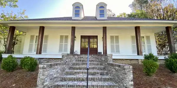 82 Moss Woods Drive Drive