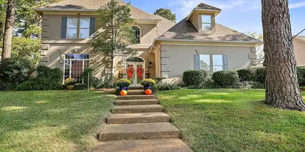 1103 Bay Vista