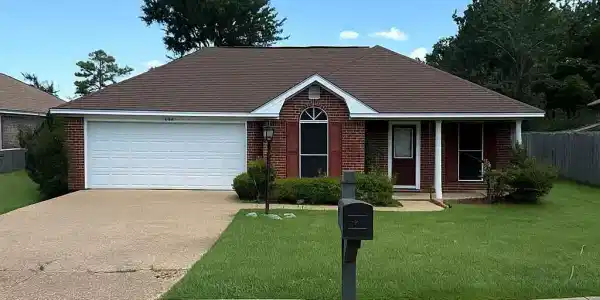 1017 Craig Circle