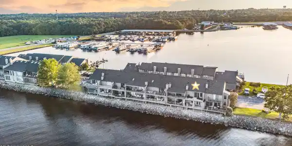 46 Breakers Lane
