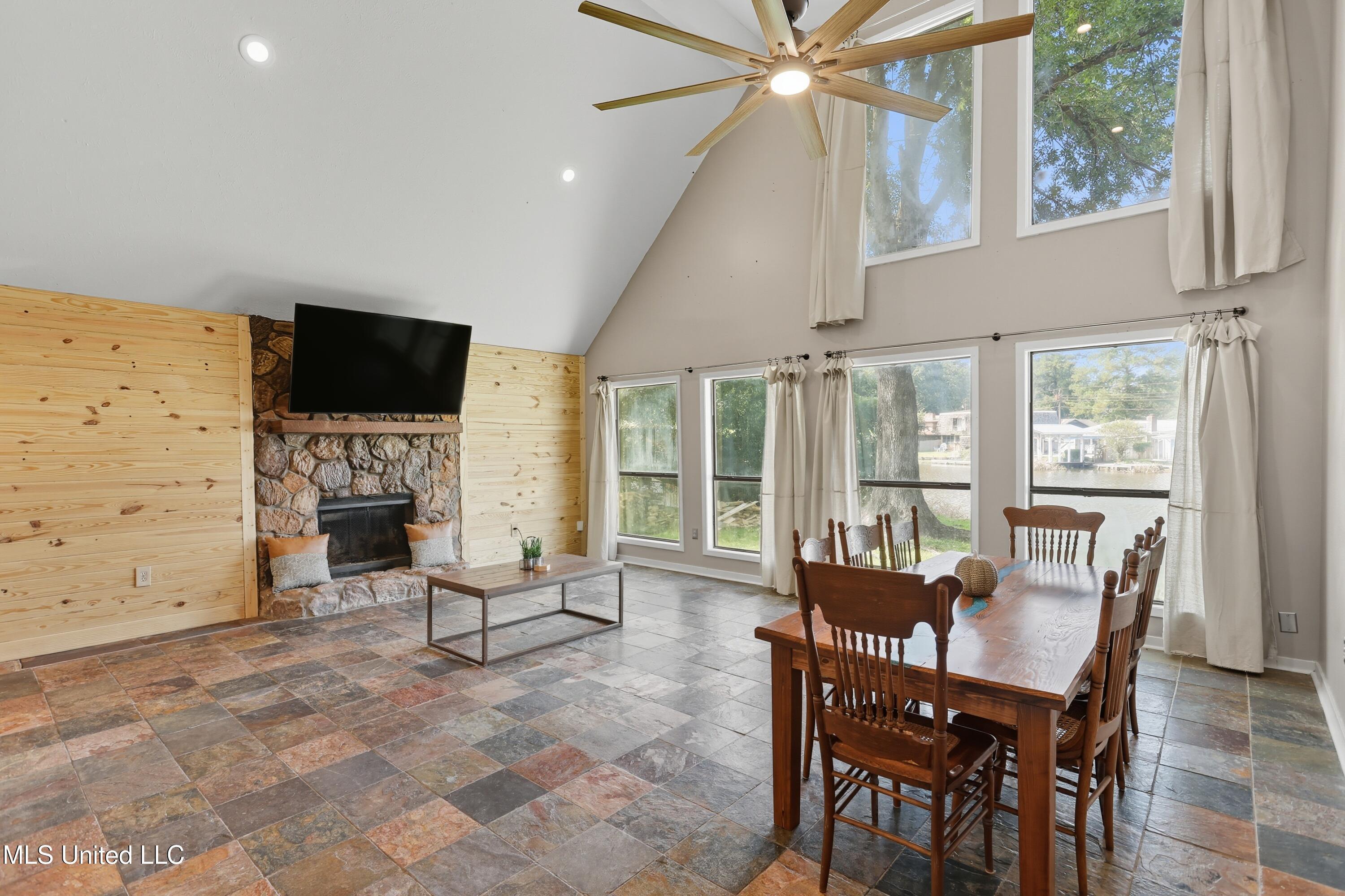 Image 4: 222 Trace Harbor Rd  Home Tours MS (5)[
