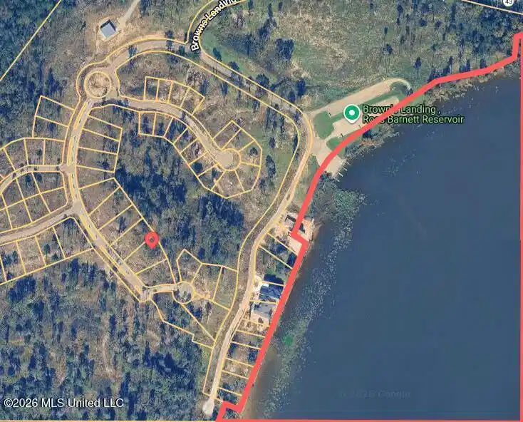 Image 1: Lot 8