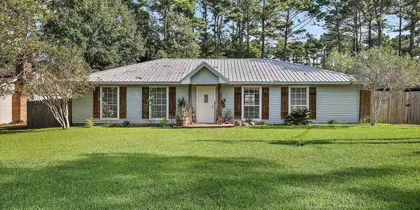 101 Summit Dr