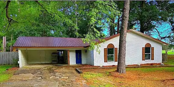 100 N Sweetgum Road