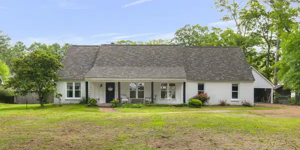 222 Bay Park Drive