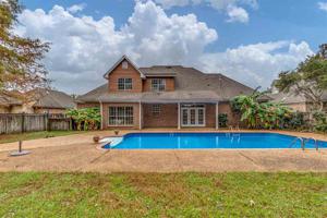 114 BRIDGEPOINTE BLVD