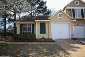 818 HARBOR BEND DR