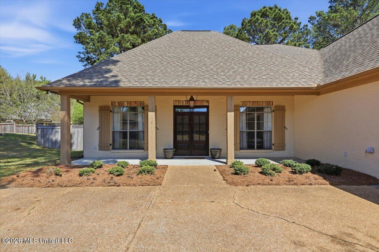 Image 3: 03-132 Hartfield Dr _ Home Tours MS