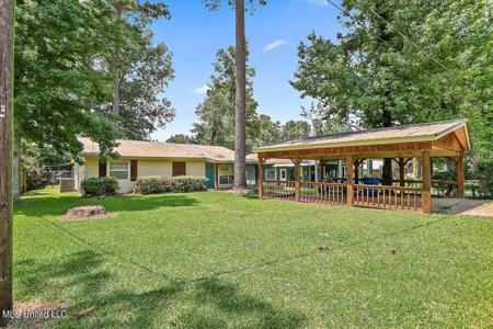 367 Lake Harbor Road