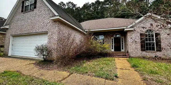 619 Hampshire Drive