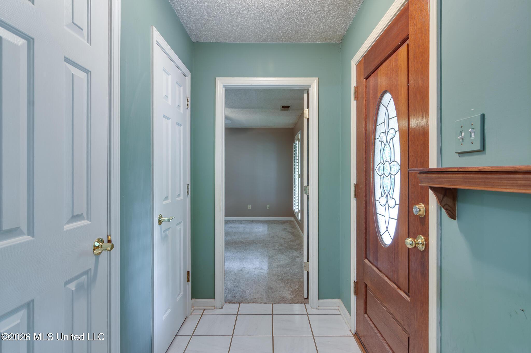 Image 3: 4040 Windermere Drive-6