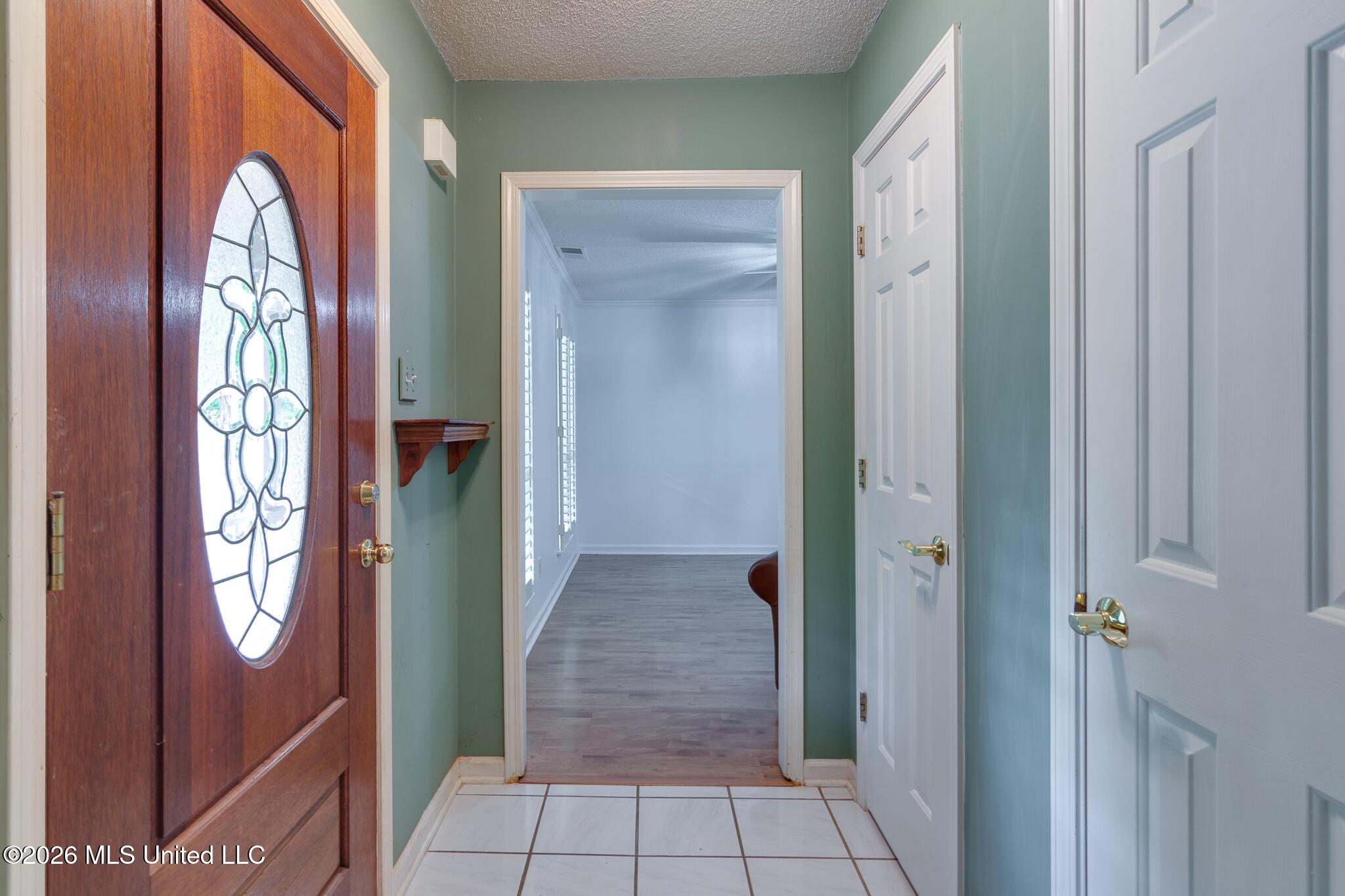 Image 4: 4040 Windermere Drive-7