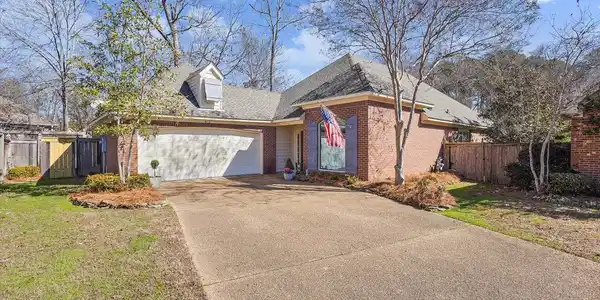 613 Boatmans Cove