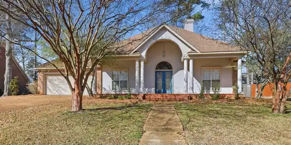 527 Ridge Circle