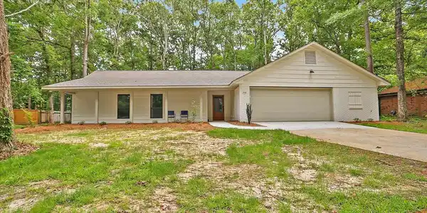 318 Swallow Drive