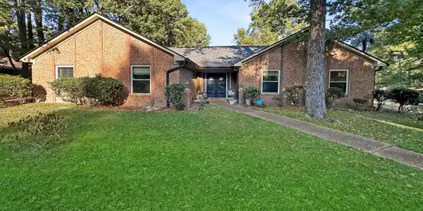 200 Bay Road