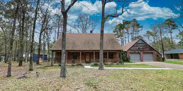 1902 SCENIC DR