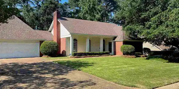 548 CLIFFVIEW DR