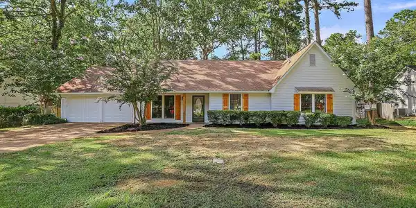 114 Redbud Trail