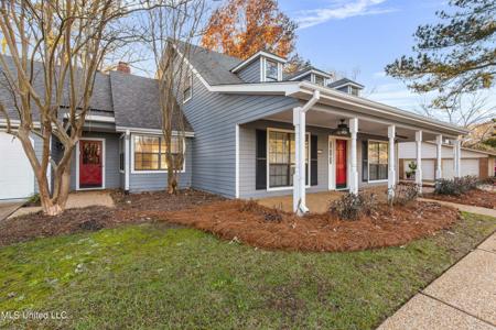 221 Greenfield Place