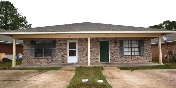 106 Brendalwood Lane