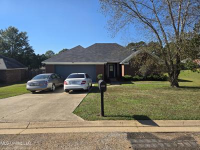 3208 Ryan Cove