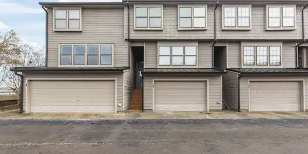 46 Breakers Lane
