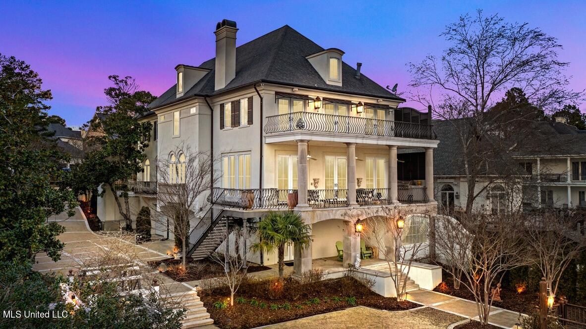 Image 3: Rear Nite Elevation