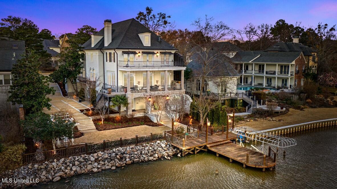 Image 4: Rear Waterside Elevation