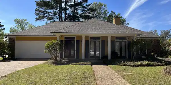 206 Mandarin Drive