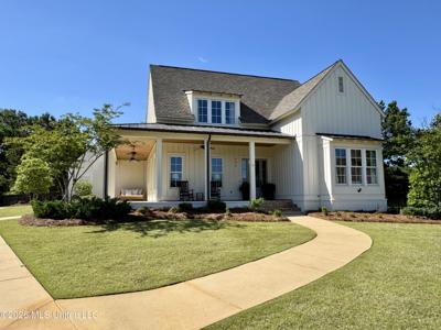 404 Herons Court